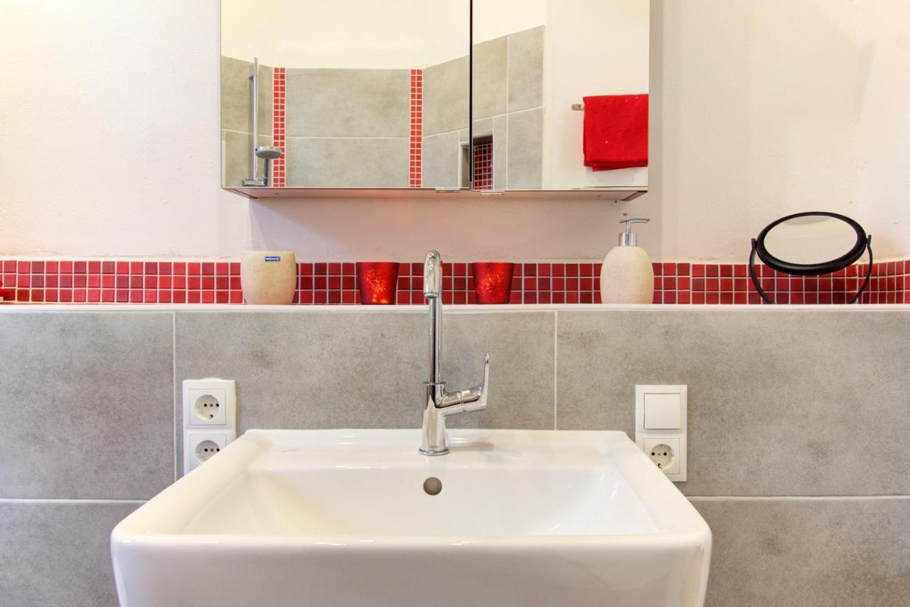 Ferienwohnung Am Alten Rathaus Neustadt an der Weinstraße Esterno foto